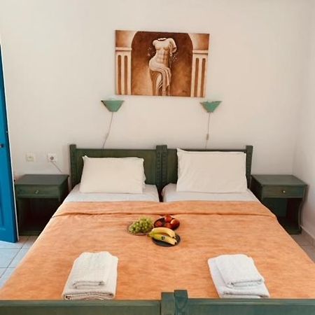Manousos Rooms Adamantas  ภายนอก รูปภาพ