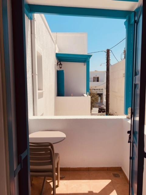 Manousos Rooms Adamantas  ภายนอก รูปภาพ