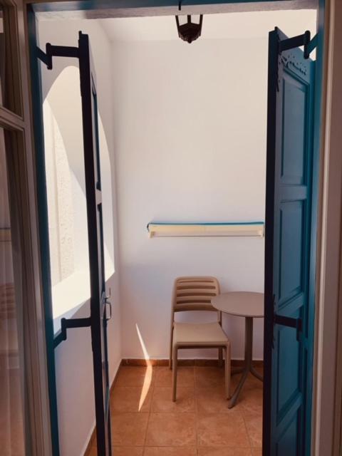 Manousos Rooms Adamantas  ภายนอก รูปภาพ