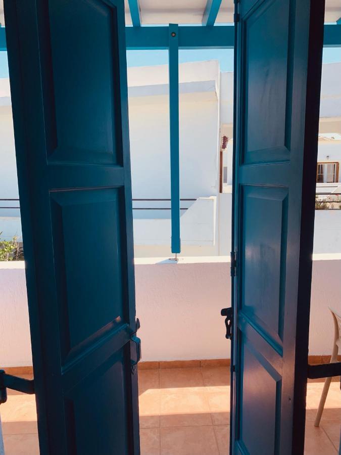 Manousos Rooms Adamantas  ภายนอก รูปภาพ