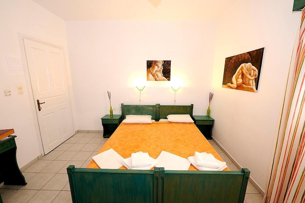 Manousos Rooms Adamantas  ภายนอก รูปภาพ